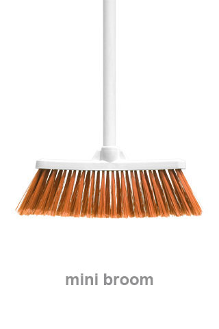 03_escoba_mini